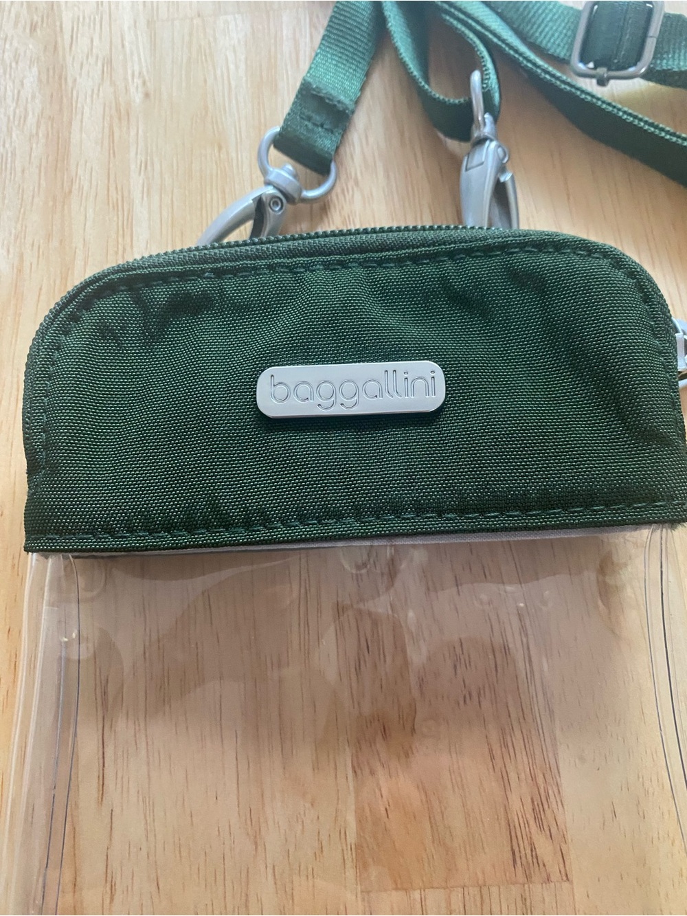 Baggallini Clear Crossbody Purse with Green Top 5x7 in Stadium Bag - Picture 2 of 5